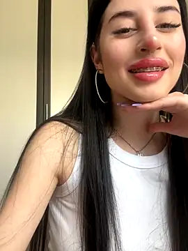 Snapshot of meowallen chatting on 09.28.25 meowallen online show from 09.28.25