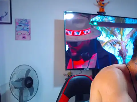 Snapshot of Kieran_kian chatting on 11.18.25 Kieran kian online show from 11.18.25