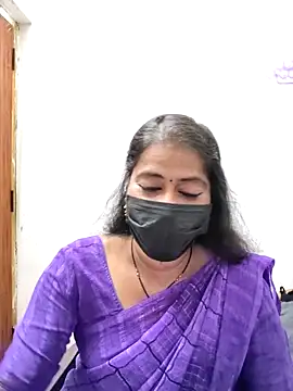 Snapshot of tamil_Sigappu_Roja chatting on 06.05.26 tamil Sigappu Roja online show from 06.05.26