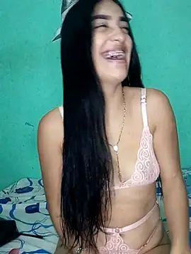 Snapshot of Bigtiti01 chatting on 09.29.25 Bigtiti01 online show from 09.29.25