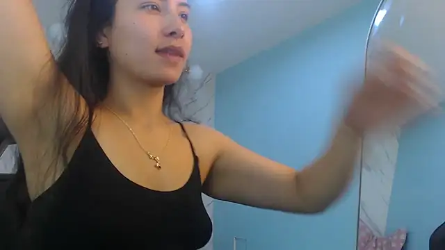 victoria hernandez t  online show from 04.13.26