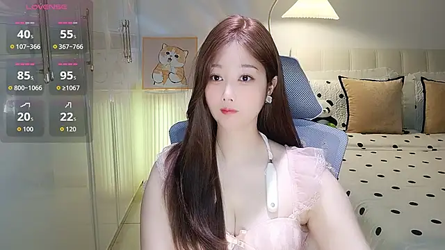 Xiaotantan-99 online show from 05.17.26