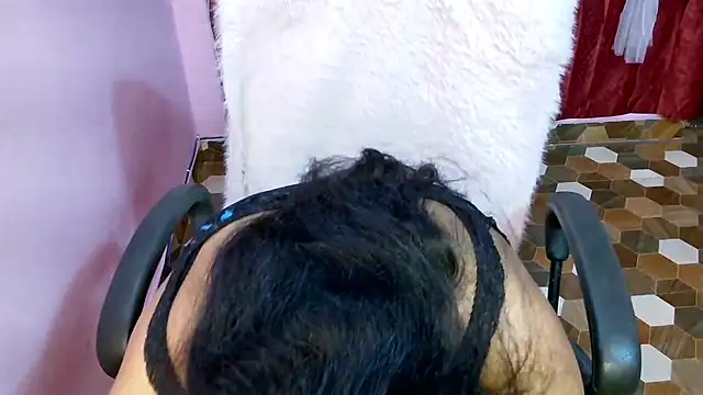 QUEEN SAKHI- online show from 02.25.26