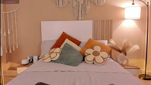 Camila Bustamante online show from 02.07.26