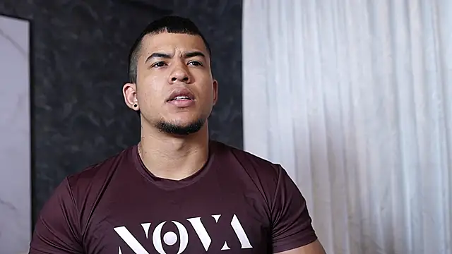 Thiago Valente online show from 10.15.25