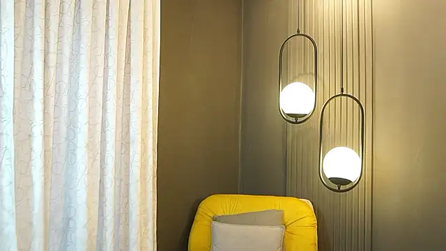 Ariaa Isabell online show from 03.05.26