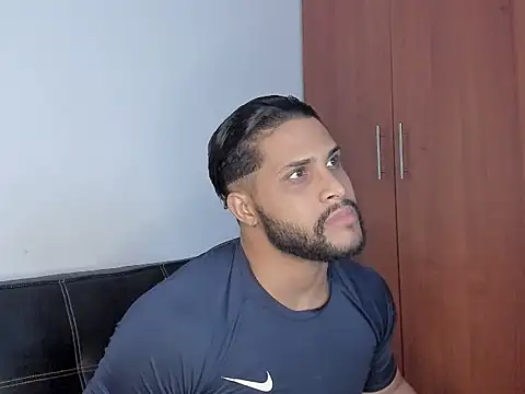 Pier Simons online show from 10.08.25