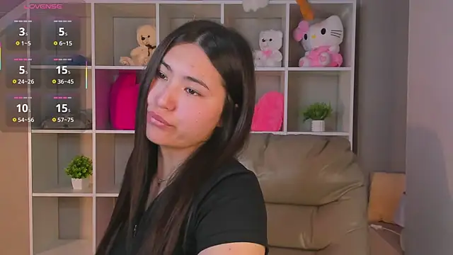 Snapshot of Megan_Williamms chatting on 09.10.25 Megan Williamms online show from 09.10.25