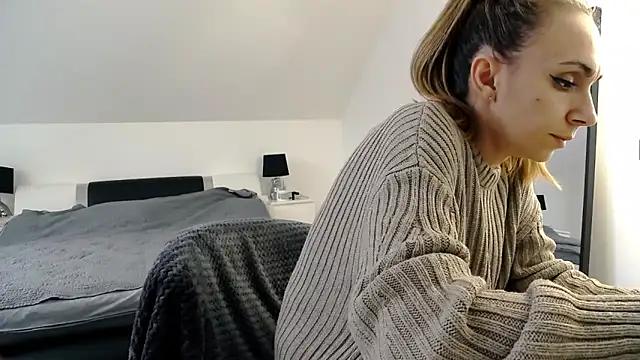 Snapshot of ArabianMalikah chatting on 02.18.26 ArabianMalikah online show from 02.18.26