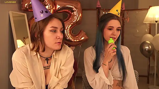 Snapshot of violetesa chatting on 11.07.25 violetesa online show from 11.07.25