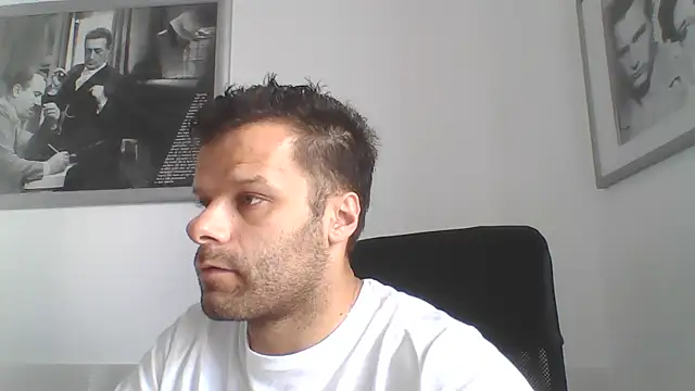 Snapshot of FROCETTO93 chatting on 06.19.26 FROCETTO93 online show from 06.19.26