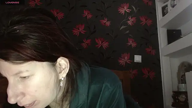 Snapshot of RosieHayes chatting on 03.13.26 RosieHayes online show from 03.13.26