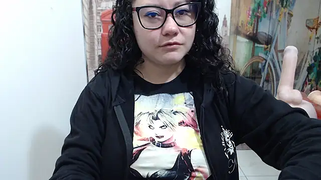 Snapshot of greeneyes_nurse chatting on 10.04.25 greeneyes nurse online show from 10.04.25