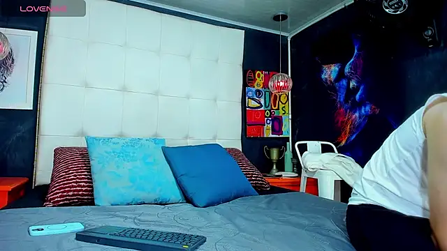 Snapshot of Matteo12_ chatting on 09.14.25 Matteo12 online show from 09.14.25