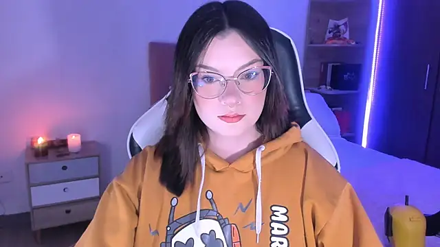 OphelianaRose33 online show from 09.08.25