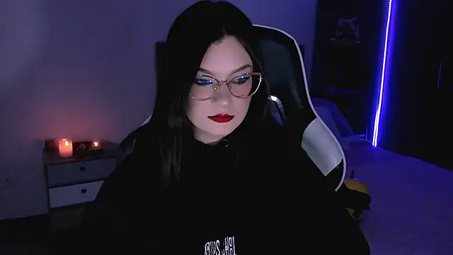 OphelianaRose33 online show from 09.14.25