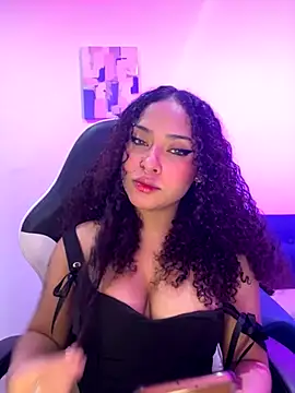 Snapshot of Kass_1 chatting on 11.22.25 Kass 1 online show from 11.22.25