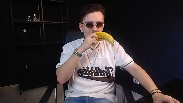 Snapshot of FelixStarkk chatting on 06.02.26 FelixStarkk online show from 06.02.26