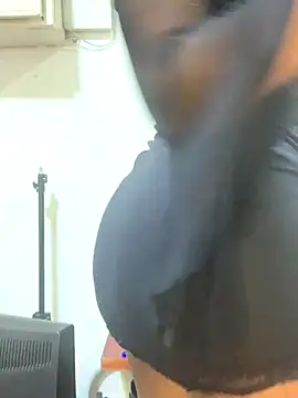 ItsMsBankss02 online show from 09.15.25