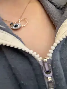 Snapshot of Linh_2004 chatting on 03.01.26 Linh 2004 online show from 03.01.26