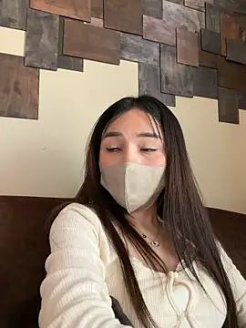 Snapshot of Linh_2004 chatting on 03.02.26 Linh 2004 online show from 03.02.26