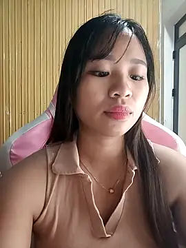 Snapshot of Na_na90 chatting on 11.06.25 Na na90 online show from 11.06.25