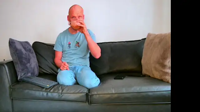 BRIANSILK77 online show from 10.02.25