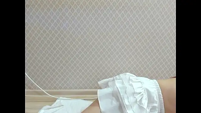 Snapshot of _Venesa_ chatting on 10.26.25 Venesa online show from 10.26.25