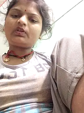 Hot mirchjii online show from 10.14.25