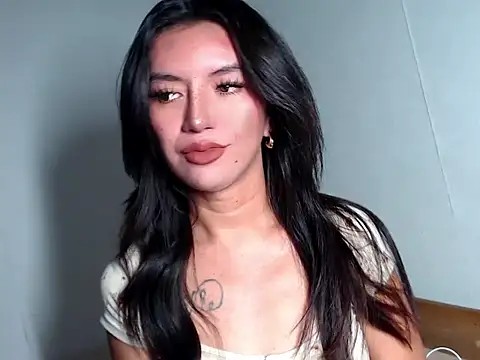 Snapshot of thinker_belle chatting on 05.19.26 thinker belle online show from 05.19.26