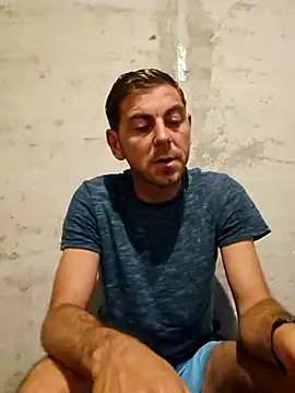 Alex-andru88 online show from 10.28.25