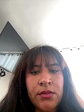 Snapshot of Linda_Bellucci chatting on 10.05.25 Linda Bellucci online show from 10.05.25