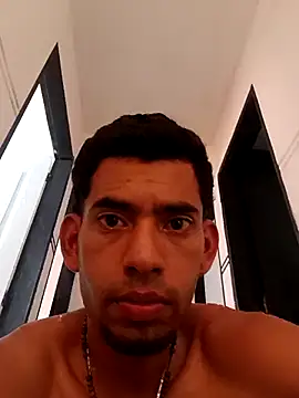 Negritohot2828 online show from 10.17.25