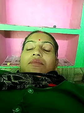 Snapshot of Hot_chinkiji chatting on 11.02.25 Hot chinkiji online show from 11.02.25