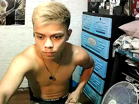 Pinoy slutcummer69 online show from 11.05.25