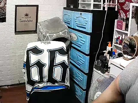 Pinoy slutcummer69 online show from 11.29.25