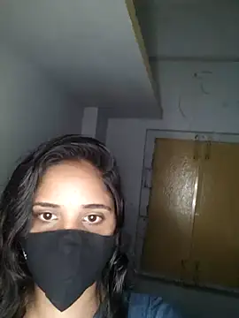 00USER online show from 09.10.25