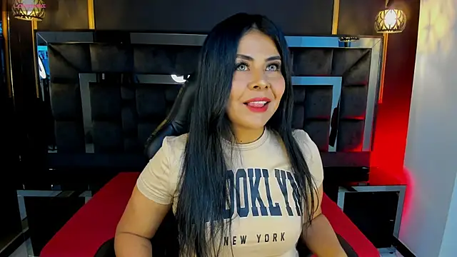 Aniajoness  online show from 04.18.26