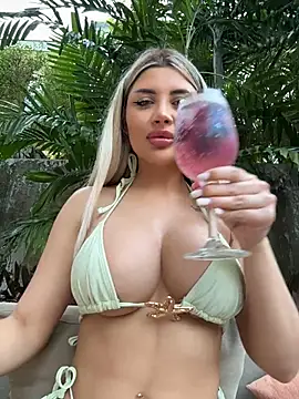 Monique Celeste online show from 03.29.26