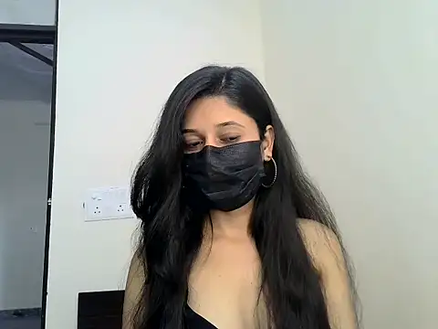 Snapshot of GUDIYA_BAB chatting on 10.29.25 GUDIYA BAB online show from 10.29.25