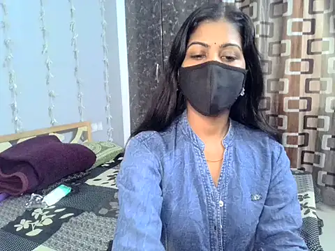 Meri Cutie Pie online show from 12.18.25