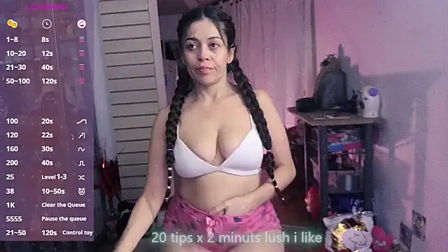 xinamora online show from 10.26.25