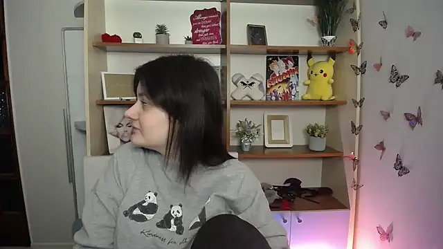 Snapshot of Katrin_kiss_ chatting on 04.21.26 Katrin kiss online show from 04.21.26