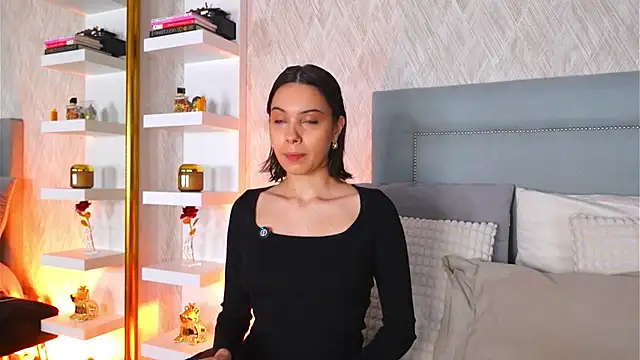 Sofy Bradd online show from 03.08.26