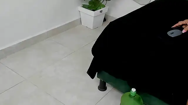 Snapshot of perlaasm chatting on 10.09.25 perlaasm online show from 10.09.25