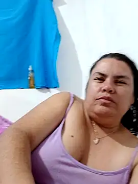 yaneth  online show from 10.21.25