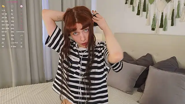 LeelooYolo online show from 04.11.26