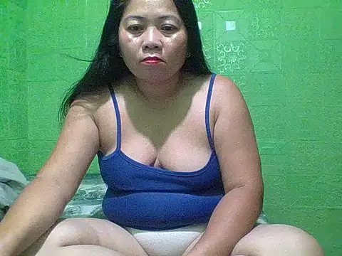 hottestmommm12345 online show from 09.24.25