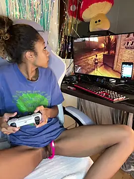 Snapshot of rubywithpearls chatting on 10.23.25 rubywithpearls online show from 10.23.25