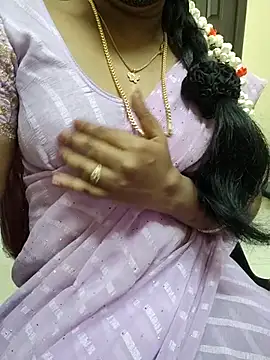 Snapshot of lolida69thamil chatting on 07.27.26 lolida69thamil online show from 07.27.26